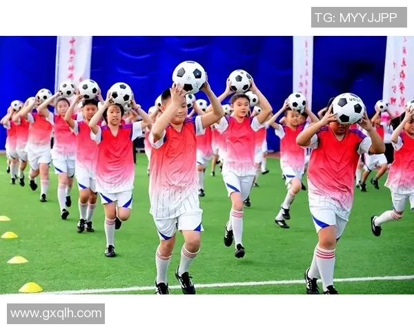 足球明星与孩子的互动视频引发热议背后的真实故事与反思